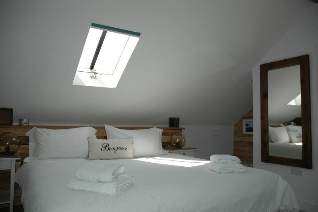 Cowslip Barn Annexe, Countryside Stay Near Chichester Exterior foto